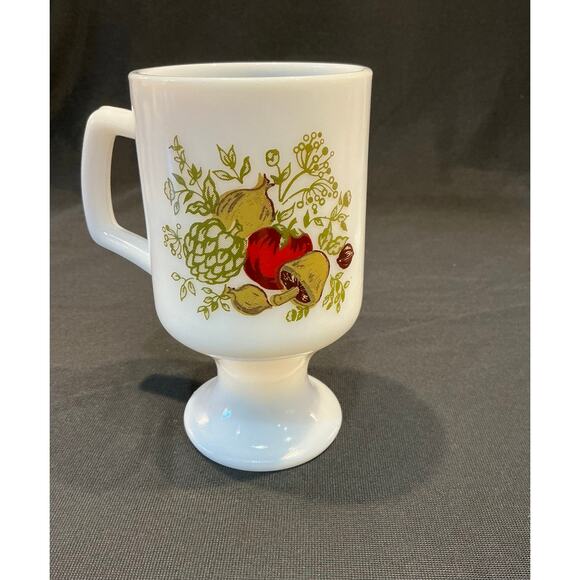 Spice O’Life Footed Pedestal Milk Glass Mugs with Mushroom Pattern (set of 4) - Picture 4 of 9